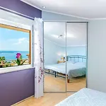Helles Nur 500 Meter Zum Mit Meerblick, Parkplatz, Waschmaschine Apartment Crikvenica