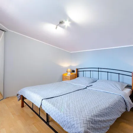 Helles Nur 500 Meter Zum Mit Meerblick, Parkplatz, Waschmaschine Apartman Crikvenica